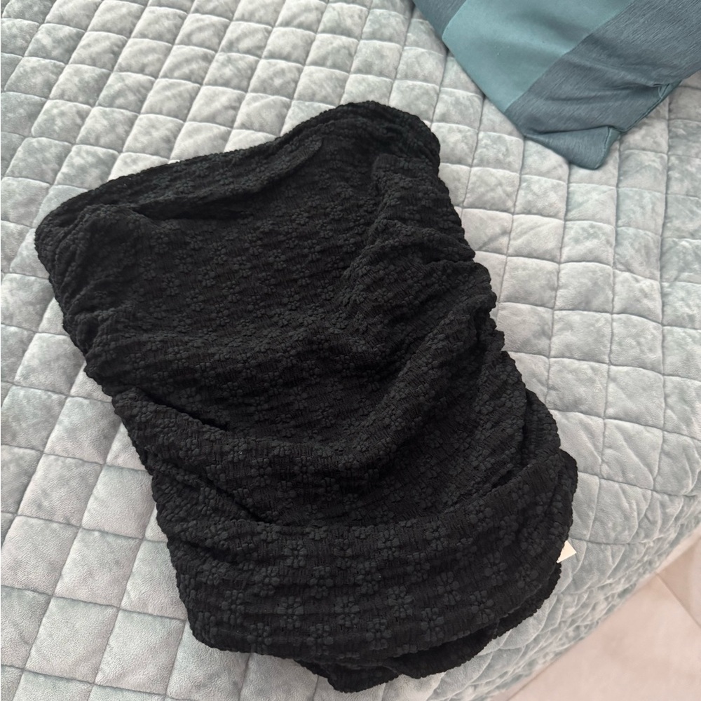 Black Textured Tube Top